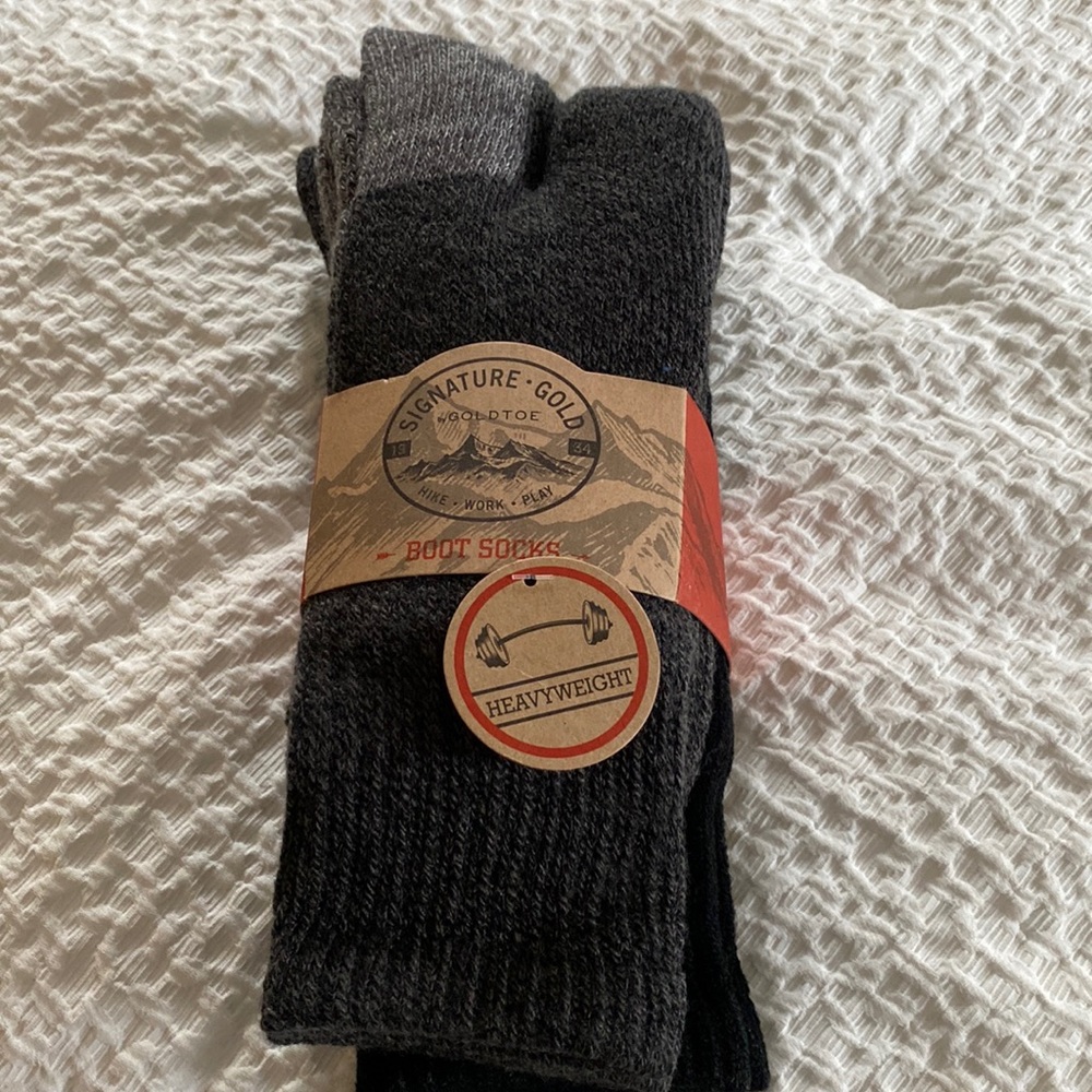 2 pair boot socks in gray and black for men’s shoe size 6-12.5